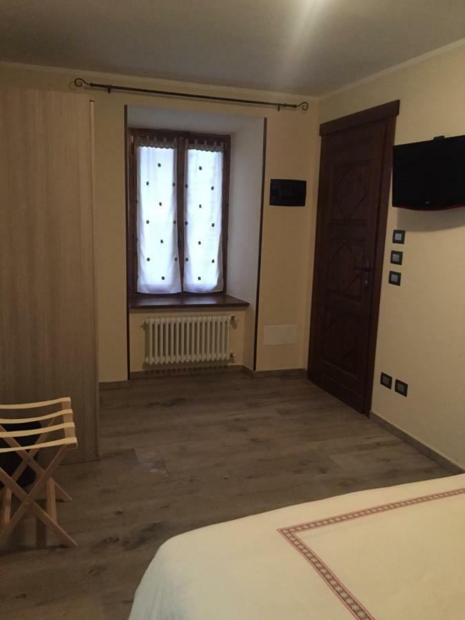 La Boule De Neige Bed & Breakfast Pre-Saint-Didier Bagian luar foto