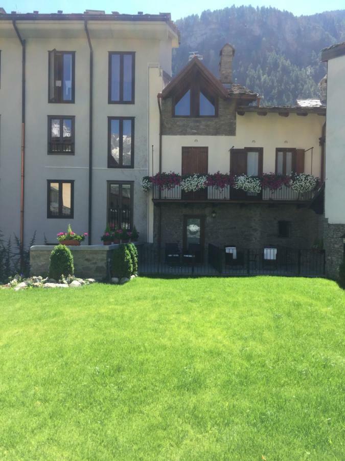 La Boule De Neige Bed & Breakfast Pre-Saint-Didier Bagian luar foto